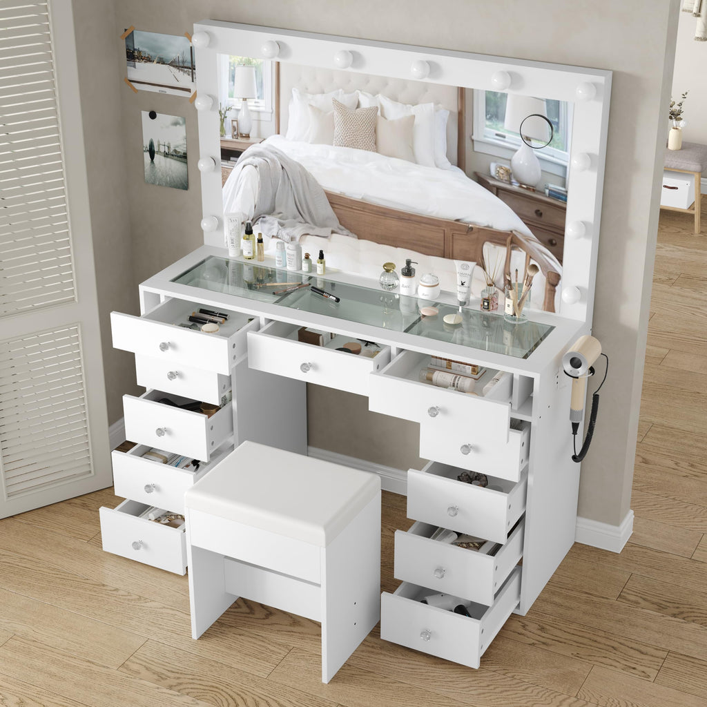 White Vanity Desk with Mirror and Chair N62468